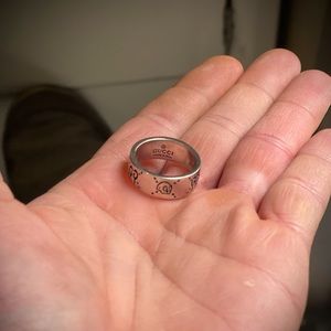 Gucci Ghost men’s size 10.5 can’t find box